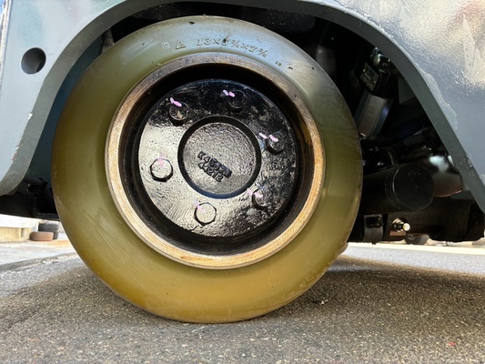 トヨタ 7FBRK9