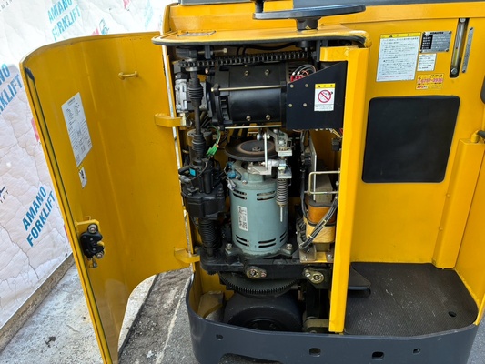 コマツ FB13RS-12