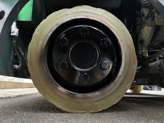 トヨタ 8FBR15