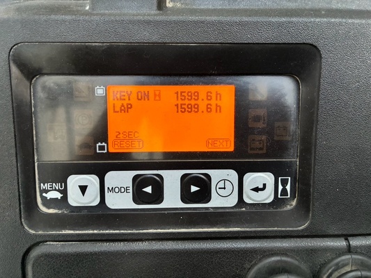 トヨタ 8FBR15